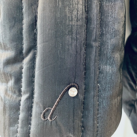 Fur-hooded ski & snow jacket from A Diamond in the Snow, size 4 - Picture 6 of 16